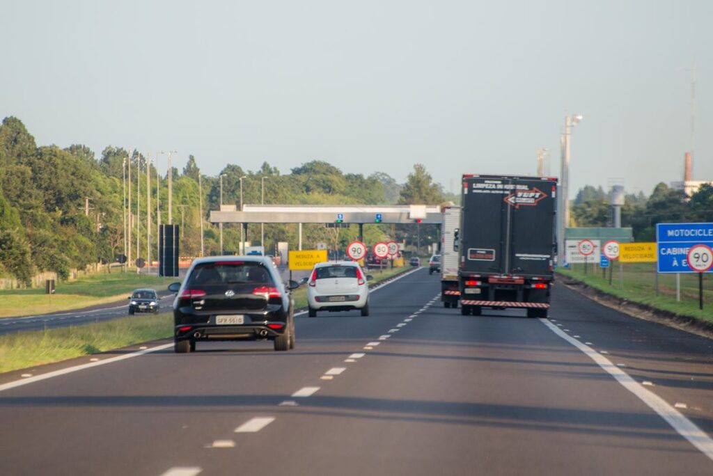 6 dicas para pegar a estrada com segurança no fim de ano.